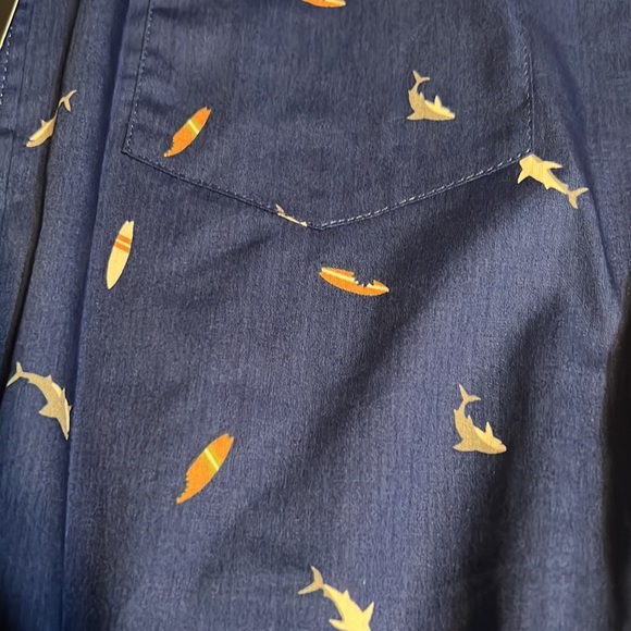 Xl new with tags. Sharks and surf boards. - Picture 3 of 3